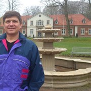Юрий Чимпоеш on My World.